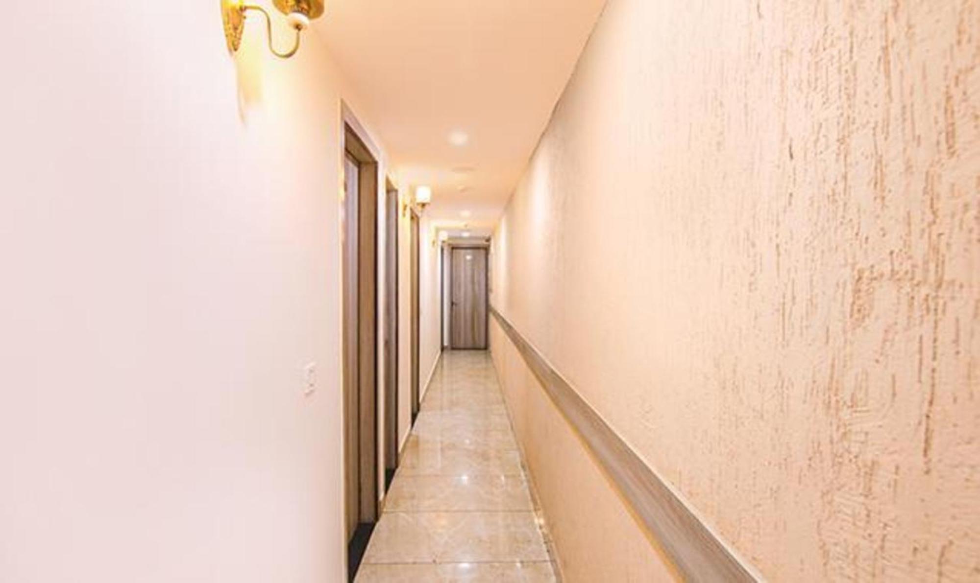 Capital O 76565 Hotel Welcome Residency Zirakpur Exterior foto